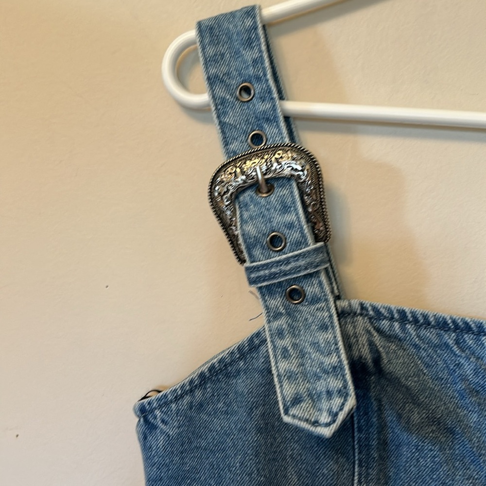 Forever 21 Blue Denim Jumper silver tone buckle zip back size M style tag on - Picture 3 of 5